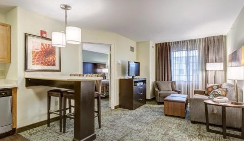 Two-Bedroom Suite - Non-Smoking