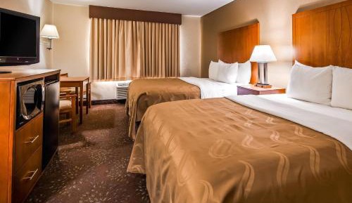 Queen Room with Two Queen Beds - Non-Smoking