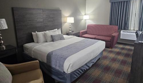Deluxe King Room with Sofa - Non-Smoking