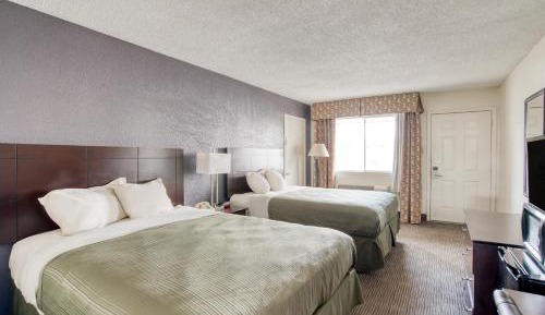 Queen Room with Two Queen Beds