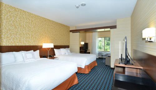 Suite, 2 Queen, Sofa bed