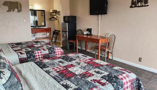 Premium Queen Room with Two Queen Beds