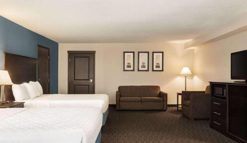 Double Room with Two Double Beds and Pool View - Mobility Access/Non-Smoking
