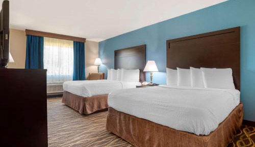Queen Room with Two Queen Beds - Non-Smoking