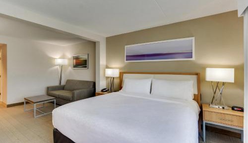 King Room - Communications Accessible