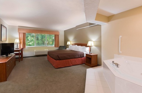 Republic Hotel | AmericInn by Wyndham Republic