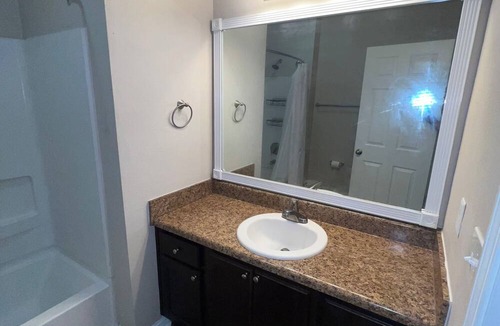 Rock Creek Apartment | Charming 2-bedroom apartment with WiFi, AC in terrific Little Rock